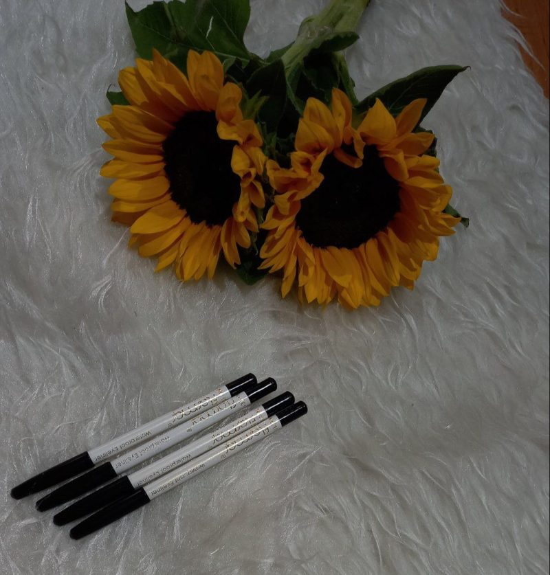 مداد چشم مشکی فلورما